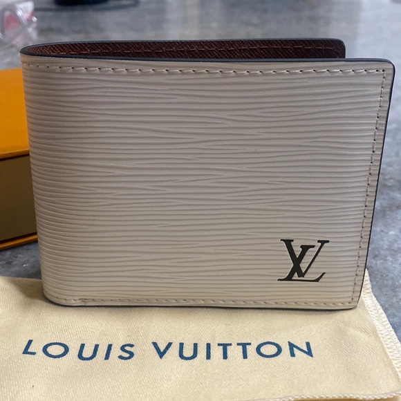 Louis Vuitton Epi & Monogram Wallet